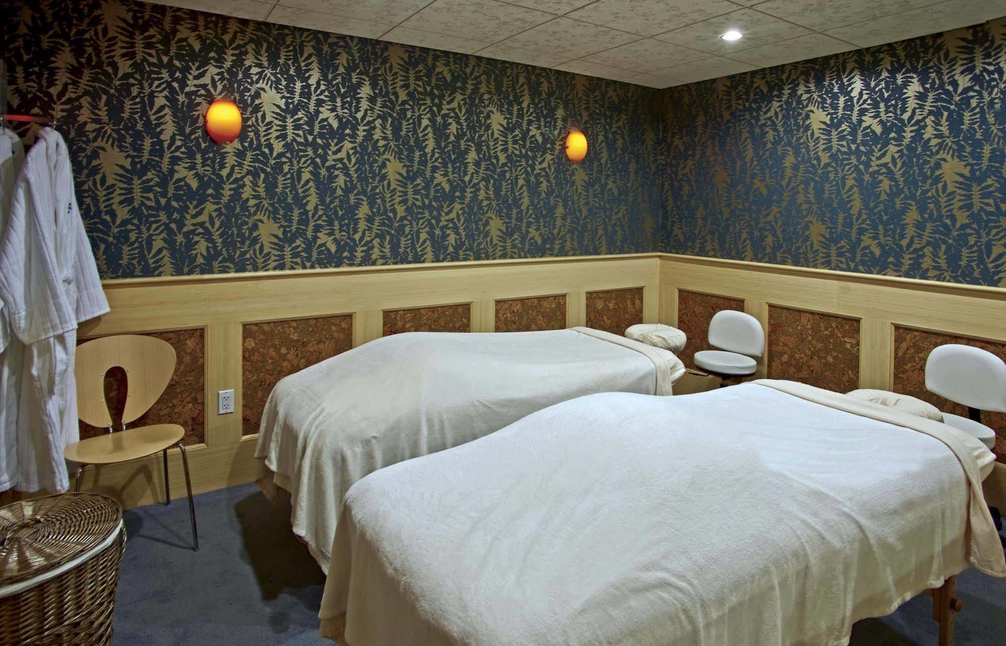 Stage Neck Inn York Bagian luar foto